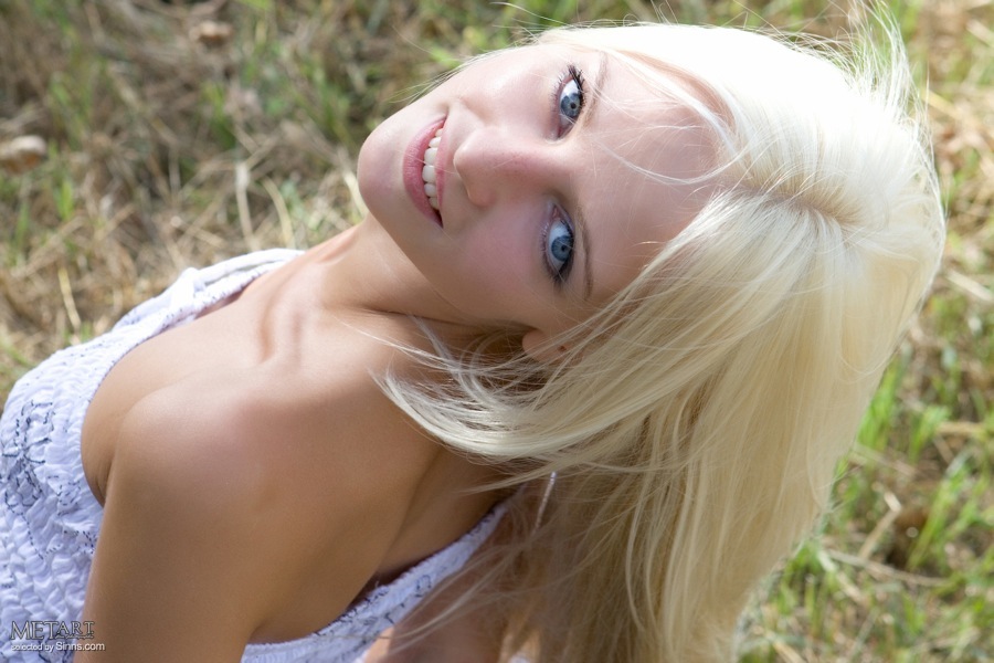 20120124-MetArt_2011-12-28_SEDUCTOR-ALYSHA-A-by-RYLSKY_197a8_sinns - pic 6